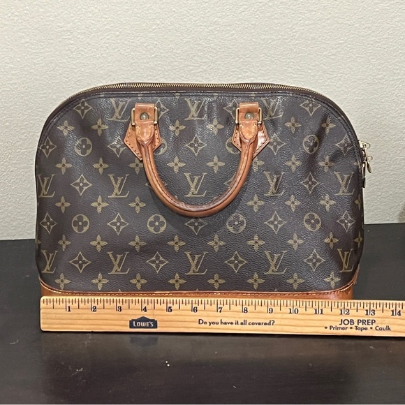 Louis Vuitton Alma PM Handbag Monogram - Picture 8 of 15